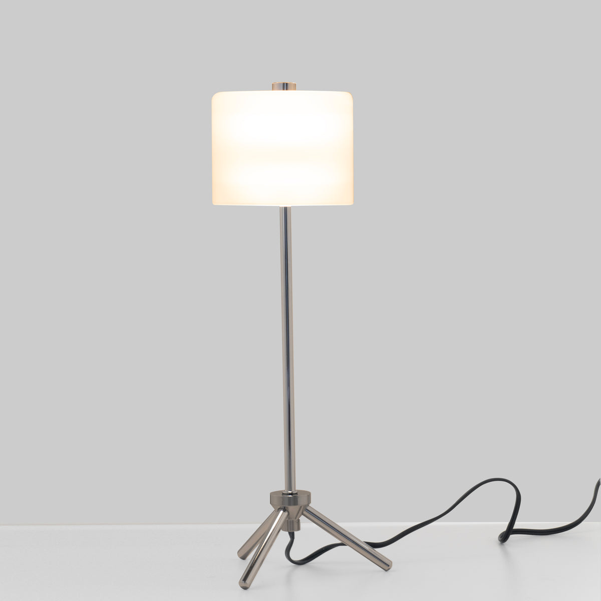 CM-013 | KLEIN TABLE LAMP クライン テーブルランプ